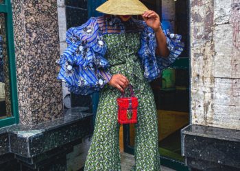 Blazing Modesty, LeVogue Magazine